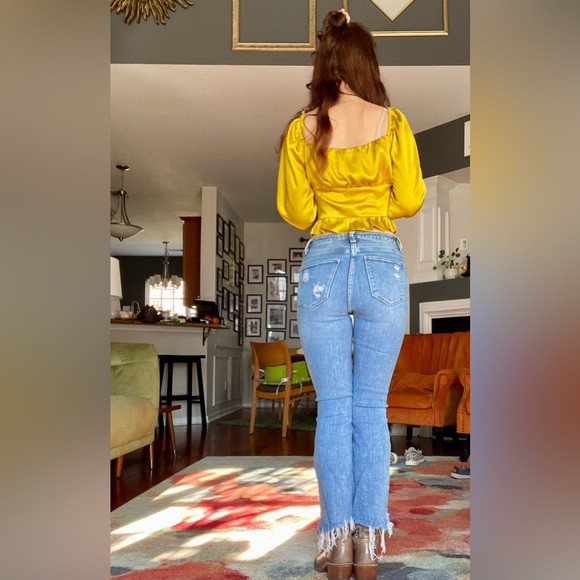 Yellow Silky Top - Picture 4 of 4